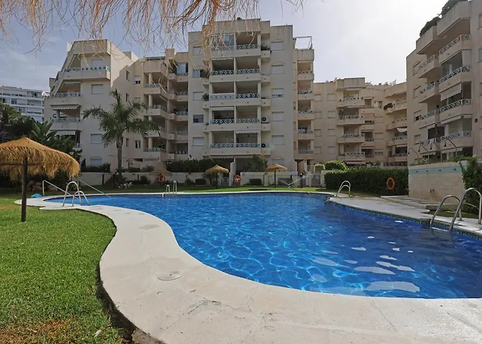 Appartement Family-friendly With Sea View And Terrace Marbellac