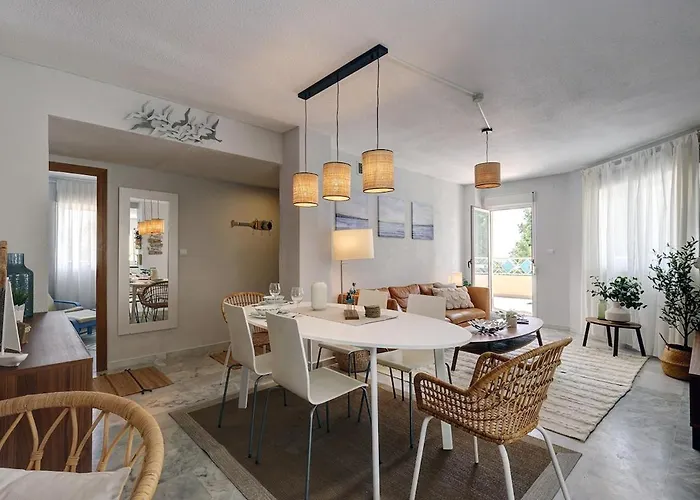 Appartement Family-friendly With Sea View And Terrace Marbellac
