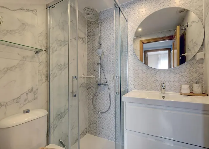 Daire Family-friendly With Sea View And Terrace Marbella