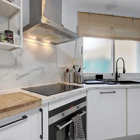 Apartament Family-friendly With Sea View And Terrace *